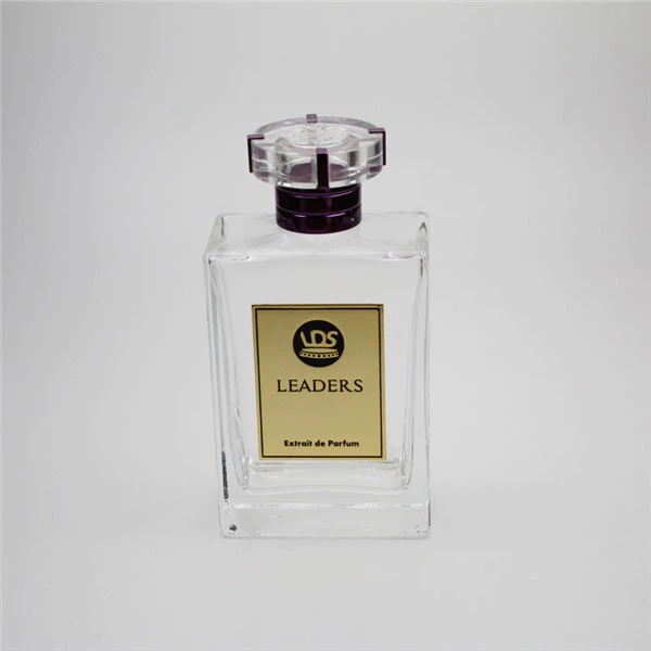 Emballage de parfum avec capuchon en surlyn